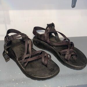 Women’s black double strap Chacos size 9